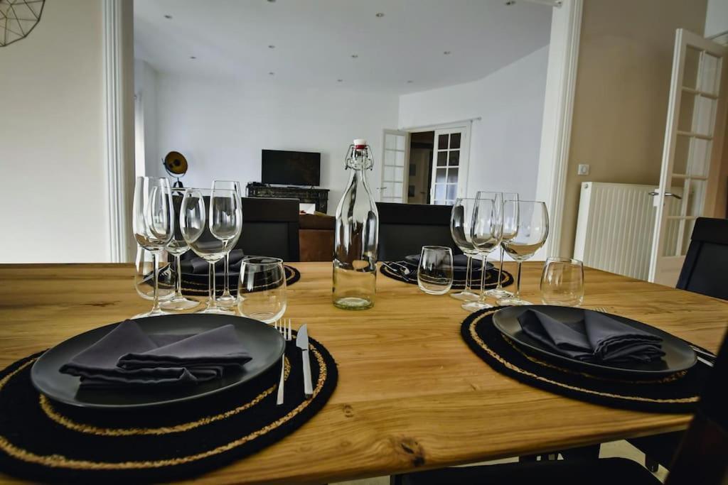 Grand Appartement De Haut Standing En Centre-Ville Монлюсон Экстерьер фото